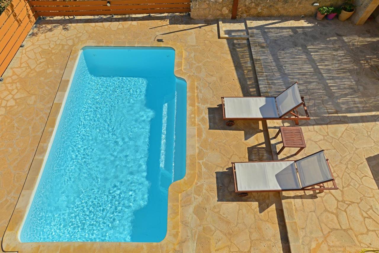 Villa Konstantinos 6 Bedrooms Aegina Екстериор снимка